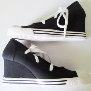 CHINESE LAUNDRY Ojai WEDGE Platform SNEAKERS